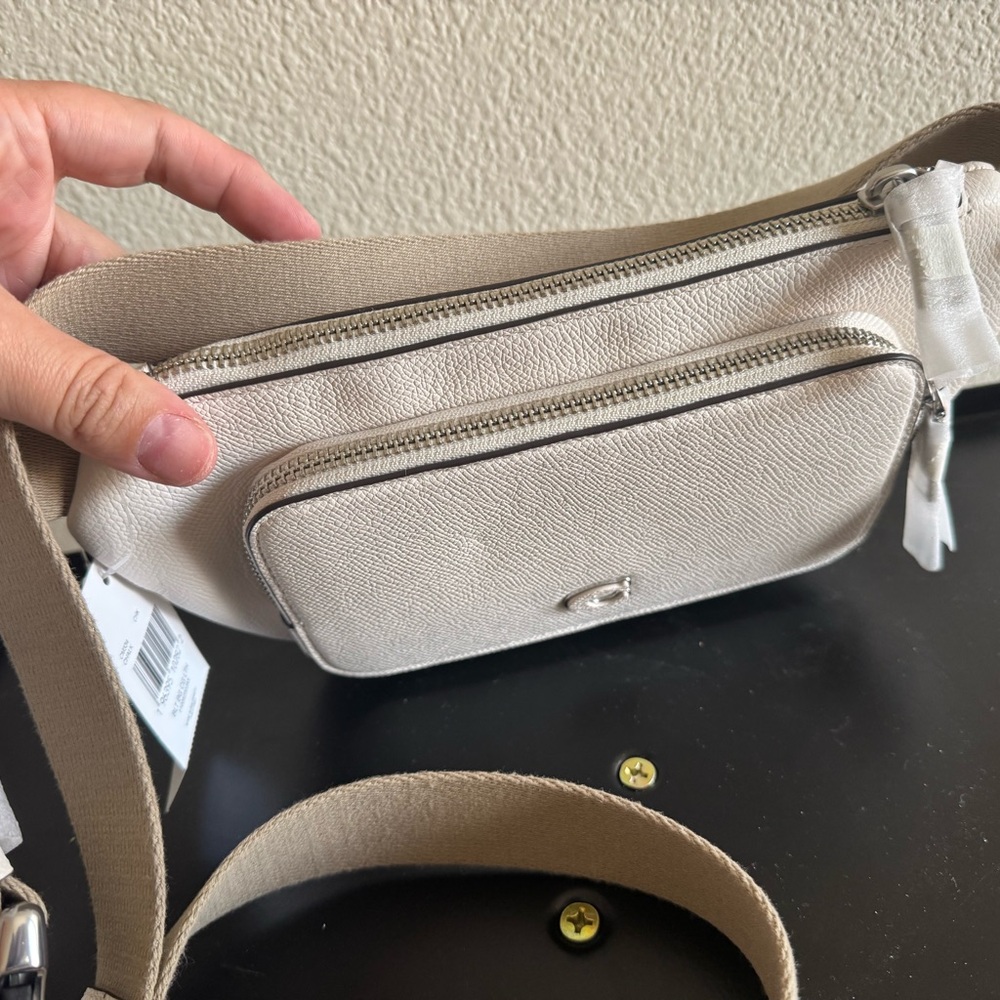 Coach Belt Bag With Signature Canvas Interior Detail NWT - Picture 8 of 10